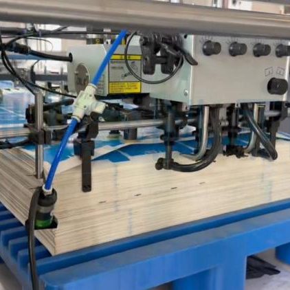 3C Tissue Paper Coding Machine 3C Tissue Paper Coding Machine: Compatible with Multi-Specification Paper Products for Automated and Efficient Coding Production!