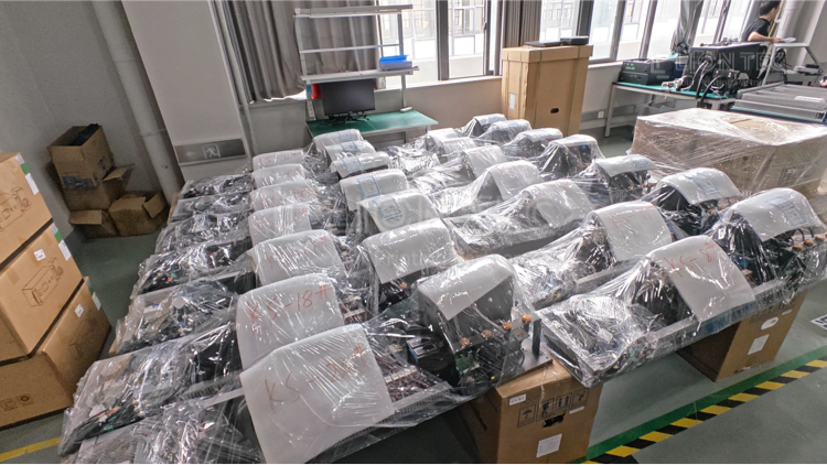 Equipment Shipment | LIONTEC 4-Color 2-Head Color UV Coding Machine Shipped to Vietnam Equipment Shipment | LIONTEC 4-Color 2-Head Color UV Coding Machine Shipped to Vietnam